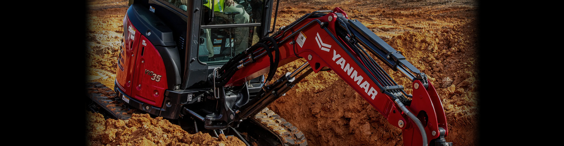 Yanmar VIO35-7A Cabin